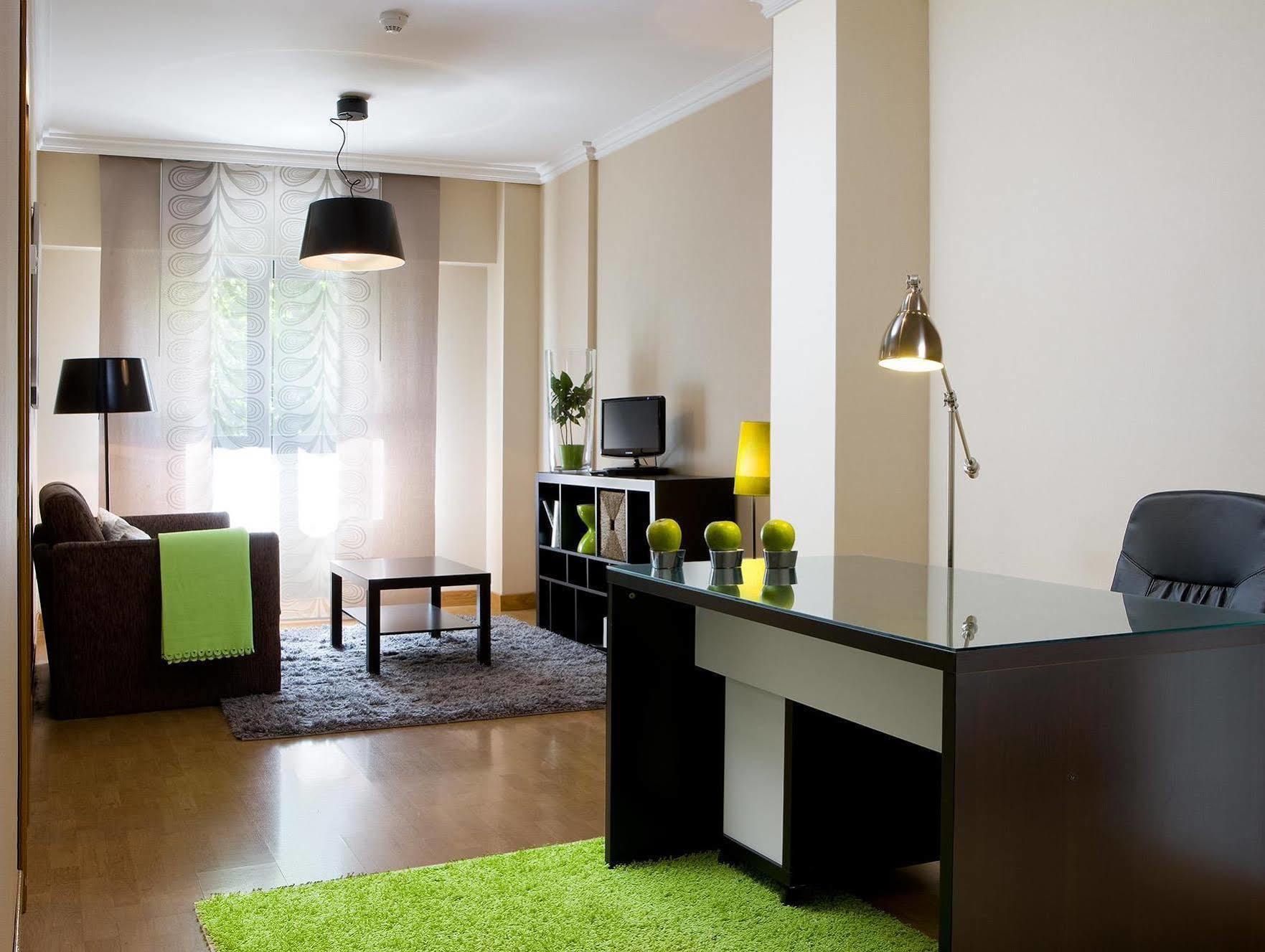 Apartamentos Th La Florida マドリード エクステリア 写真
